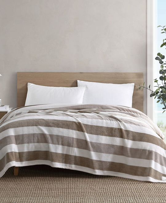 Nautica Home Blanket, Greige + Whit /raye, Full Queen 2