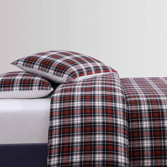 Tommy Hilfiger Tartan Red Comforter Set, Red