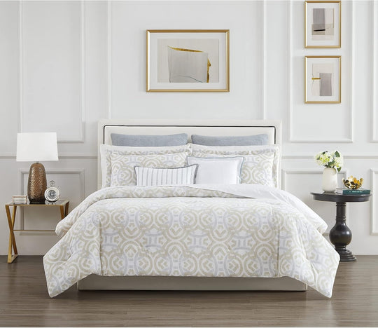 Royal Velvet Clover Comforter, Neutral